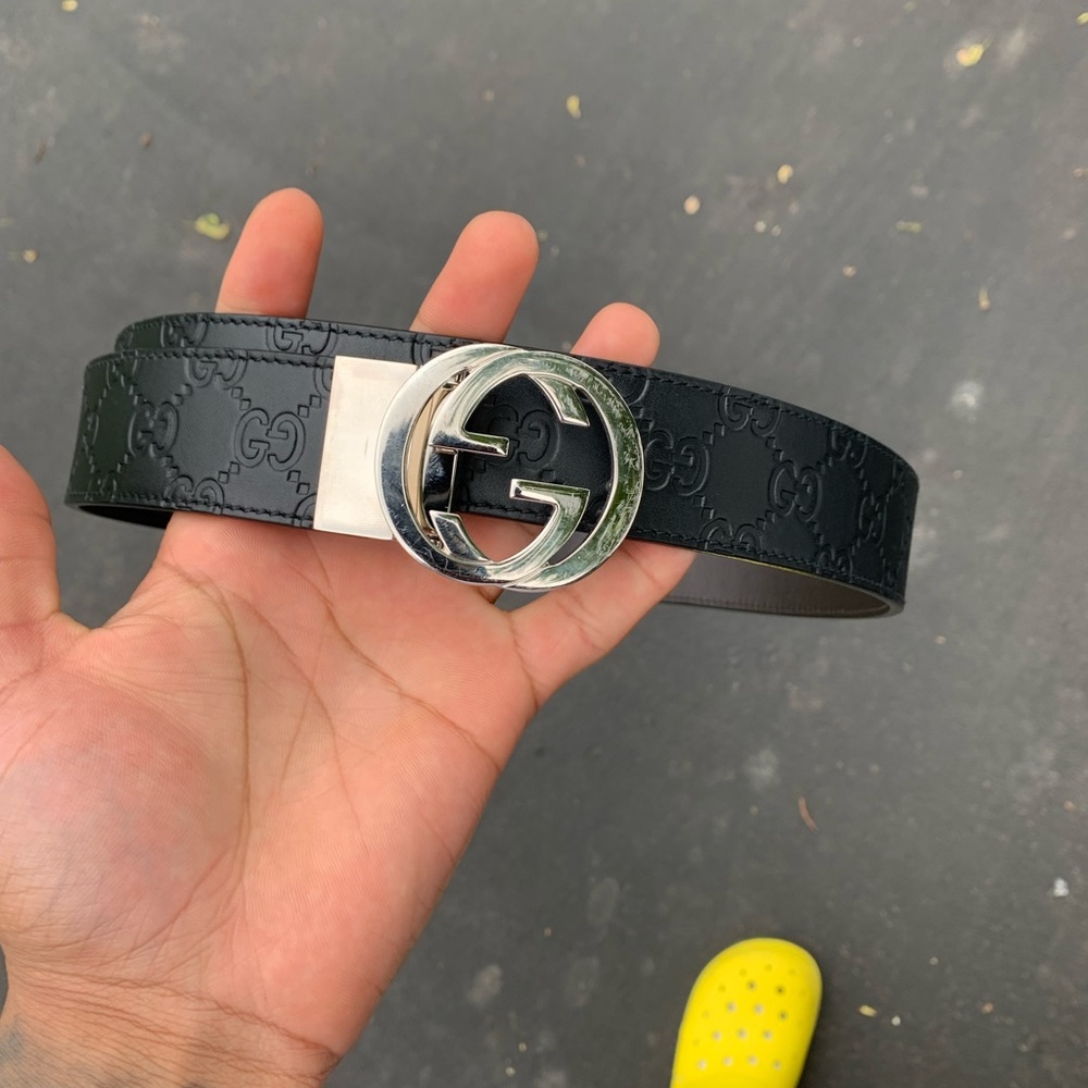 Reversible Gucci belt